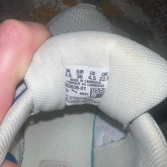 puma sneakers - Picture 5 of 5